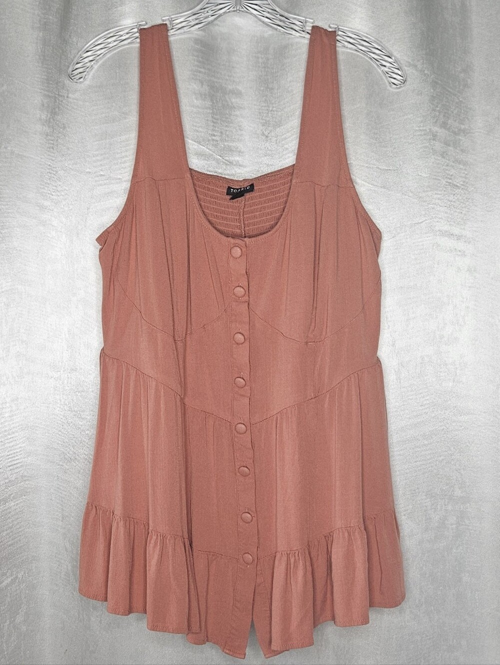 Torrid bustier style empire waist covered buttons size 1 (size 14/16)